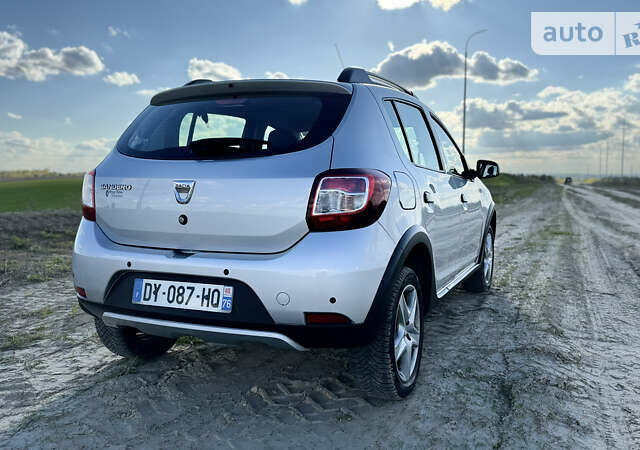 Дачия Sandero StepWay, объемом двигателя 1.5 л и пробегом 116 тыс. км за 8700 $, фото 13 на Automoto.ua