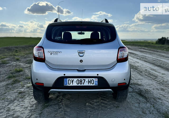 Дачия Sandero StepWay, объемом двигателя 1.5 л и пробегом 116 тыс. км за 8700 $, фото 12 на Automoto.ua