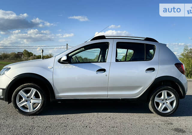 Дачия Sandero StepWay, объемом двигателя 1.5 л и пробегом 116 тыс. км за 8700 $, фото 7 на Automoto.ua