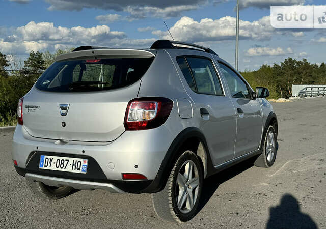 Дачия Sandero StepWay, объемом двигателя 1.5 л и пробегом 116 тыс. км за 8700 $, фото 14 на Automoto.ua