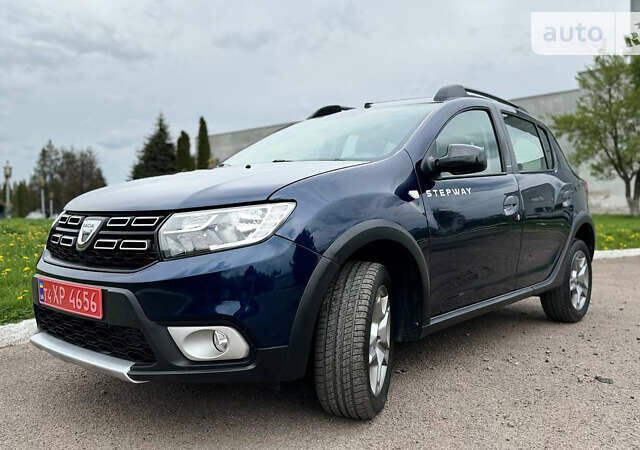 Дачія Sandero StepWay, об'ємом двигуна 0.9 л та пробігом 86 тис. км за 9900 $, фото 4 на Automoto.ua