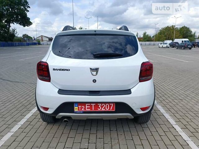 Дачія Sandero StepWay, об'ємом двигуна 1 л та пробігом 153 тис. км за 10700 $, фото 7 на Automoto.ua