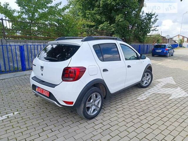 Дачія Sandero StepWay, об'ємом двигуна 1 л та пробігом 153 тис. км за 10700 $, фото 2 на Automoto.ua