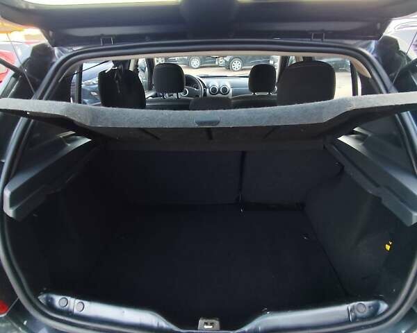 Серый Дачия Sandero StepWay, объемом двигателя 1.6 л и пробегом 190 тыс. км за 6600 $, фото 31 на Automoto.ua