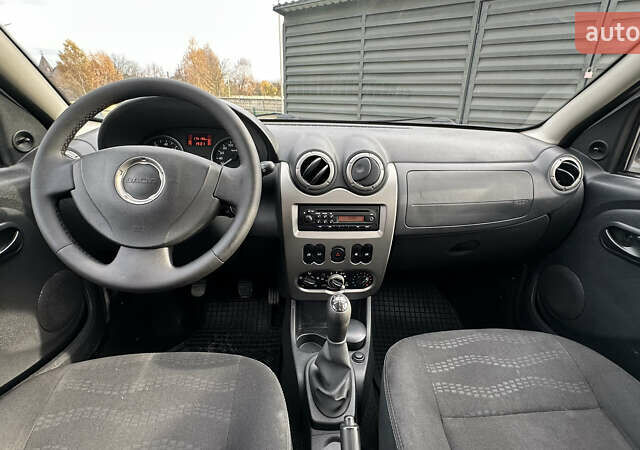 Серый Дачия Sandero StepWay, объемом двигателя 1.6 л и пробегом 175 тыс. км за 6700 $, фото 16 на Automoto.ua