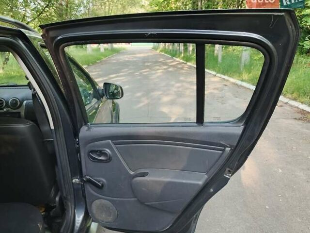 Сірий Дачія Sandero StepWay, об'ємом двигуна 1.6 л та пробігом 189 тис. км за 6300 $, фото 15 на Automoto.ua