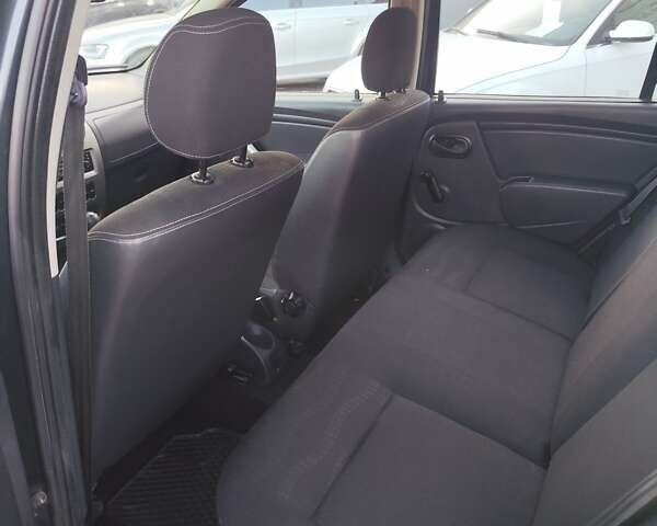 Серый Дачия Sandero StepWay, объемом двигателя 1.6 л и пробегом 190 тыс. км за 6800 $, фото 28 на Automoto.ua