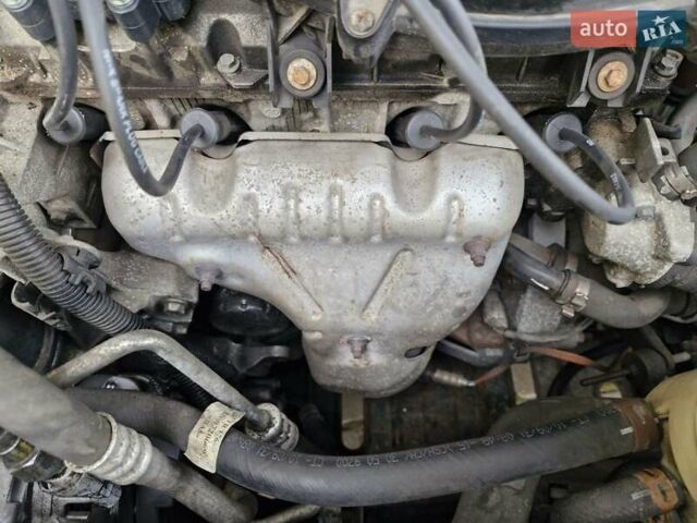 Серый Дачия Sandero StepWay, объемом двигателя 1.6 л и пробегом 200 тыс. км за 5700 $, фото 28 на Automoto.ua