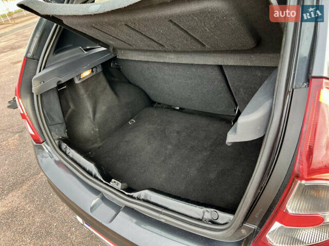 Дачия Sandero StepWay 2010 в Кролевце на Automoto.ua Серый Дачия Sandero StepWay, объемом двигателя 1.6 л и пробегом 203 тыс. км за 6850 $, фото 36 на Automoto.ua