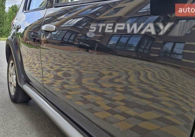 Серый Дачия Sandero StepWay, объемом двигателя 1.6 л и пробегом 191 тыс. км за 6999 $, фото 12 на Automoto.ua