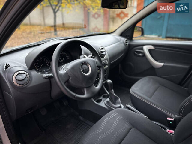 Дачия Sandero StepWay 2010 в Сумах на Automoto.ua Серый Дачия Sandero StepWay, объемом двигателя 1.6 л и пробегом 136 тыс. км за 6700 $, фото 27 на Automoto.ua