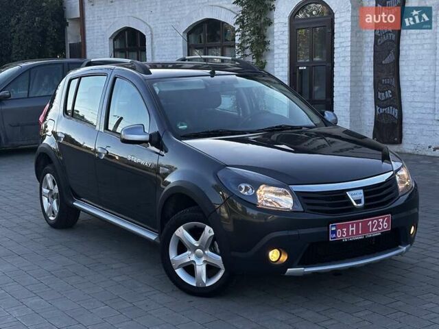 Серый Дачия Sandero StepWay, объемом двигателя 0 л и пробегом 129 тыс. км за 6599 $, фото 6 на Automoto.ua