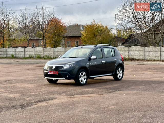 Дачия Sandero StepWay 2010 в Кролевце на Automoto.ua Серый Дачия Sandero StepWay, объемом двигателя 1.6 л и пробегом 203 тыс. км за 6850 $, фото 44 на Automoto.ua