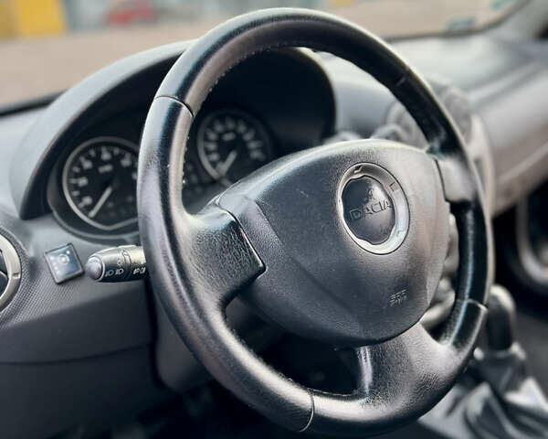 Дачия Sandero StepWay 2010 в Кролевце на Automoto.ua Серый Дачия Sandero StepWay, объемом двигателя 1.6 л и пробегом 203 тыс. км за 6850 $, фото 29 на Automoto.ua