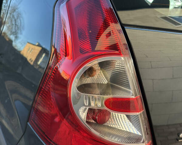 Серый Дачия Sandero StepWay, объемом двигателя 1.6 л и пробегом 180 тыс. км за 6699 $, фото 52 на Automoto.ua