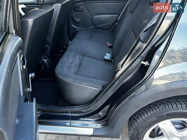 Серый Дачия Sandero StepWay, объемом двигателя 0 л и пробегом 129 тыс. км за 6599 $, фото 94 на Automoto.ua