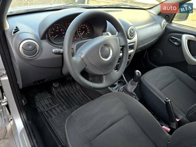 Сірий Дачія Sandero StepWay, об'ємом двигуна 1.6 л та пробігом 147 тис. км за 6800 $, фото 95 на Automoto.ua