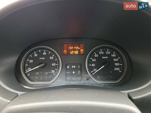 Серый Дачия Sandero StepWay, объемом двигателя 1.6 л и пробегом 132 тыс. км за 7300 $, фото 13 на Automoto.ua