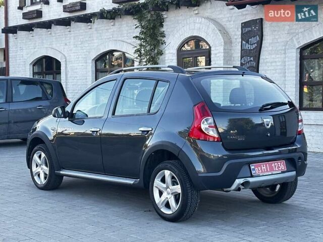 Серый Дачия Sandero StepWay, объемом двигателя 0 л и пробегом 129 тыс. км за 6599 $, фото 15 на Automoto.ua
