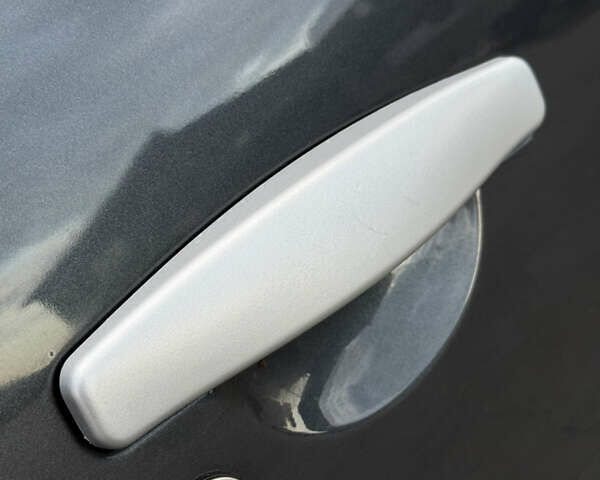 Серый Дачия Sandero StepWay, объемом двигателя 1.6 л и пробегом 141 тыс. км за 6200 $, фото 104 на Automoto.ua