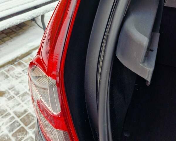 Серый Дачия Sandero StepWay, объемом двигателя 1.6 л и пробегом 172 тыс. км за 6650 $, фото 65 на Automoto.ua