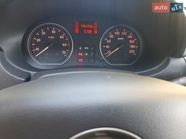 Серый Дачия Sandero StepWay, объемом двигателя 1.6 л и пробегом 135 тыс. км за 6750 $, фото 15 на Automoto.ua