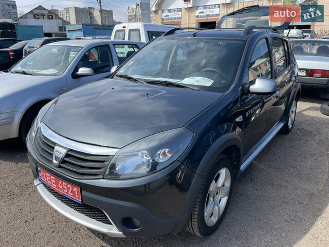 Серый Дачия Sandero StepWay, объемом двигателя 1.6 л и пробегом 168 тыс. км за 6500 $, фото 17 на Automoto.ua