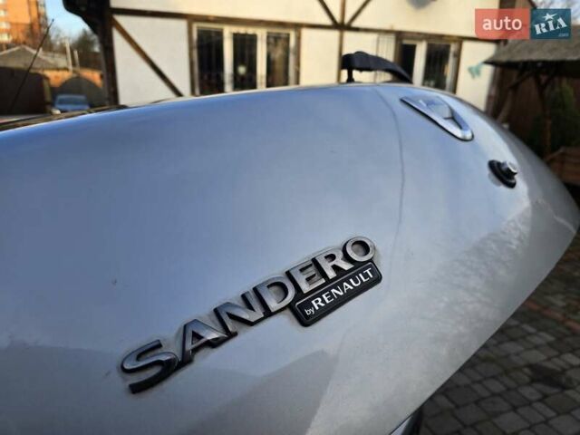 Сірий Дачія Sandero StepWay, об'ємом двигуна 1.6 л та пробігом 147 тис. км за 6800 $, фото 116 на Automoto.ua