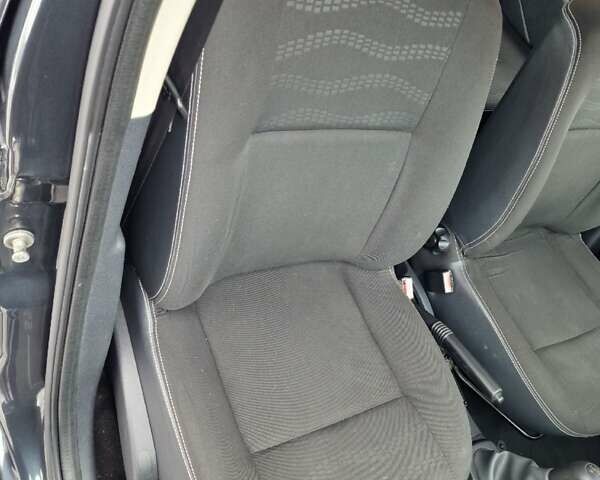 Серый Дачия Sandero StepWay, объемом двигателя 1.6 л и пробегом 172 тыс. км за 6650 $, фото 92 на Automoto.ua