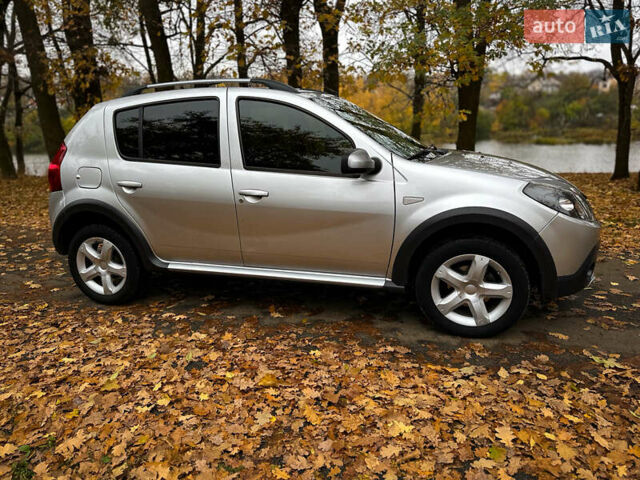 Дачия Sandero StepWay 2010 в Сумах на Automoto.ua Серый Дачия Sandero StepWay, объемом двигателя 1.6 л и пробегом 136 тыс. км за 6700 $, фото 1 на Automoto.ua