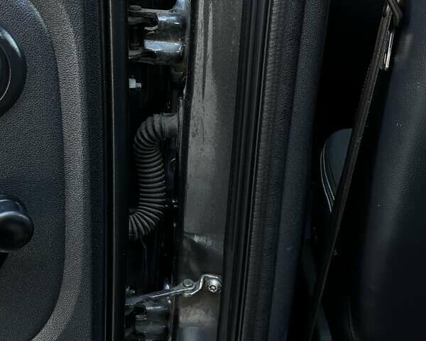 Серый Дачия Sandero StepWay, объемом двигателя 0 л и пробегом 129 тыс. км за 6599 $, фото 92 на Automoto.ua
