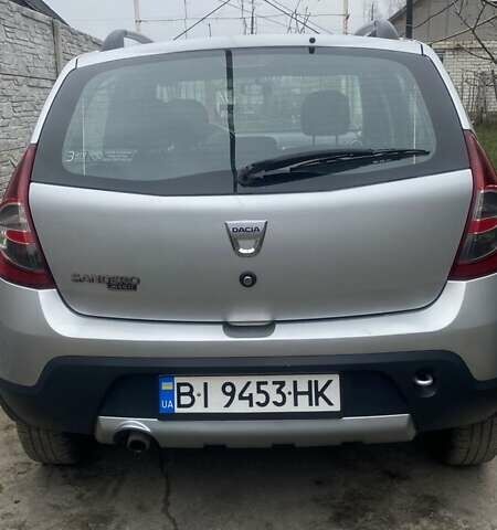 Серый Дачия Sandero StepWay, объемом двигателя 1.6 л и пробегом 115 тыс. км за 6888 $, фото 11 на Automoto.ua