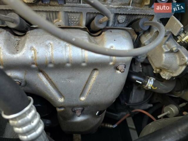 Сірий Дачія Sandero StepWay, об'ємом двигуна 1.6 л та пробігом 147 тис. км за 6800 $, фото 135 на Automoto.ua