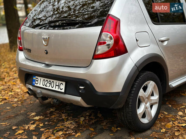 Дачия Sandero StepWay 2010 в Сумах на Automoto.ua Серый Дачия Sandero StepWay, объемом двигателя 1.6 л и пробегом 136 тыс. км за 6700 $, фото 16 на Automoto.ua