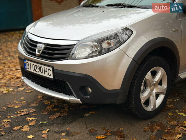 Дачия Sandero StepWay 2010 в Сумах на Automoto.ua Серый Дачия Sandero StepWay, объемом двигателя 1.6 л и пробегом 136 тыс. км за 6700 $, фото 18 на Automoto.ua