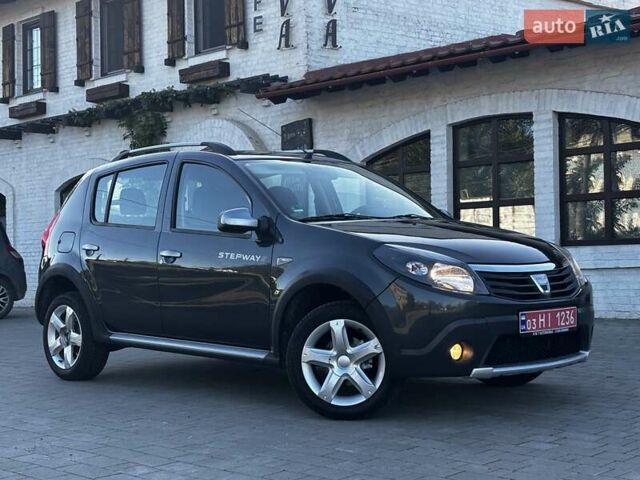 Серый Дачия Sandero StepWay, объемом двигателя 0 л и пробегом 129 тыс. км за 6599 $, фото 8 на Automoto.ua