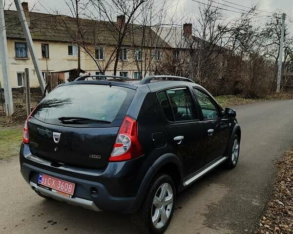 Серый Дачия Sandero StepWay, объемом двигателя 1.5 л и пробегом 156 тыс. км за 7499 $, фото 9 на Automoto.ua