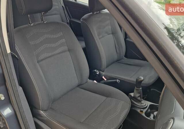 Серый Дачия Sandero StepWay, объемом двигателя 1.6 л и пробегом 191 тыс. км за 6999 $, фото 31 на Automoto.ua