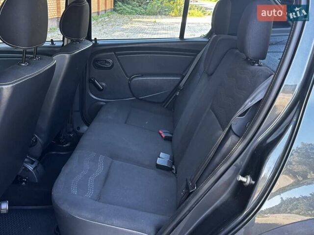 Серый Дачия Sandero StepWay, объемом двигателя 0 л и пробегом 129 тыс. км за 6599 $, фото 96 на Automoto.ua