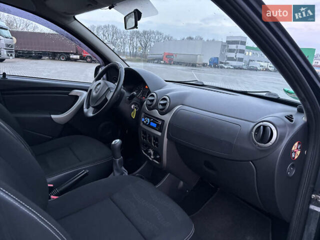 Серый Дачия Sandero StepWay, объемом двигателя 1.5 л и пробегом 181 тыс. км за 7500 $, фото 11 на Automoto.ua