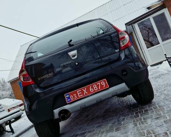 Серый Дачия Sandero StepWay, объемом двигателя 1.6 л и пробегом 172 тыс. км за 6650 $, фото 8 на Automoto.ua
