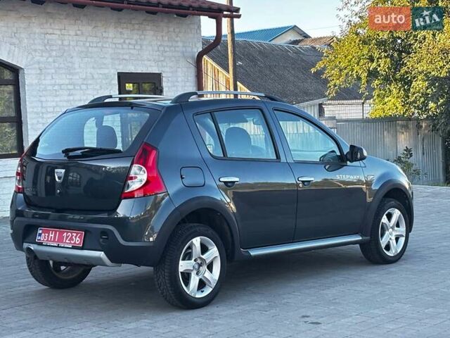 Серый Дачия Sandero StepWay, объемом двигателя 0 л и пробегом 129 тыс. км за 6599 $, фото 45 на Automoto.ua