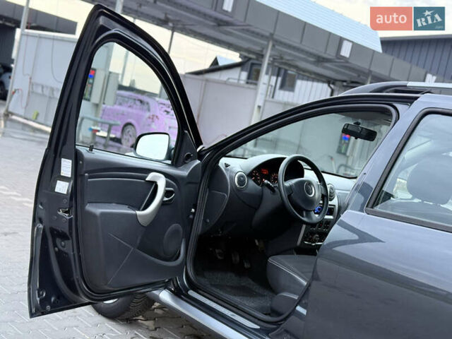 Серый Дачия Sandero StepWay, объемом двигателя 1.6 л и пробегом 141 тыс. км за 6200 $, фото 40 на Automoto.ua
