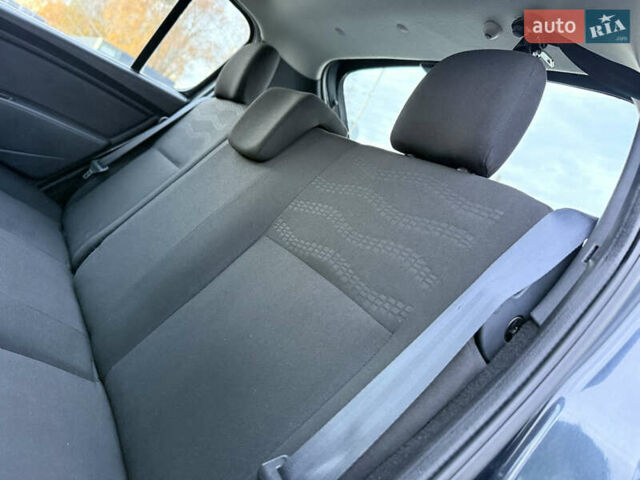 Серый Дачия Sandero StepWay, объемом двигателя 1.6 л и пробегом 141 тыс. км за 6200 $, фото 66 на Automoto.ua