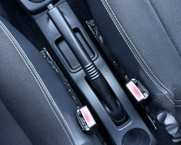 Серый Дачия Sandero StepWay, объемом двигателя 1.6 л и пробегом 141 тыс. км за 6200 $, фото 59 на Automoto.ua