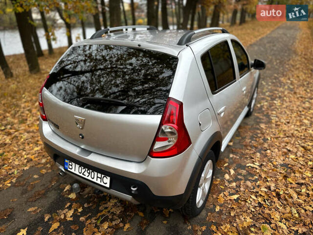 Дачия Sandero StepWay 2010 в Сумах на Automoto.ua Серый Дачия Sandero StepWay, объемом двигателя 1.6 л и пробегом 136 тыс. км за 6700 $, фото 15 на Automoto.ua