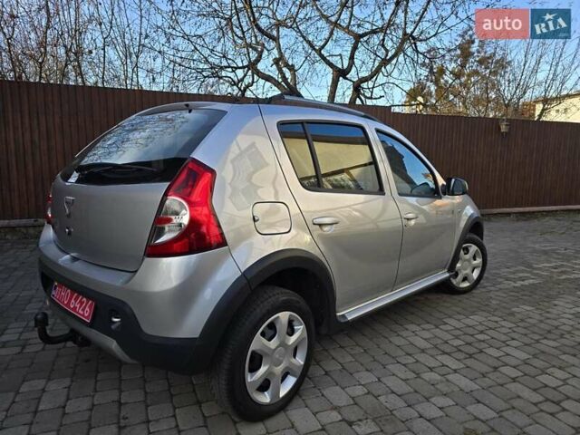 Сірий Дачія Sandero StepWay, об'ємом двигуна 1.6 л та пробігом 147 тис. км за 6800 $, фото 28 на Automoto.ua