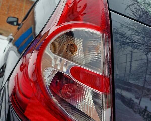 Серый Дачия Sandero StepWay, объемом двигателя 1.6 л и пробегом 172 тыс. км за 6650 $, фото 26 на Automoto.ua