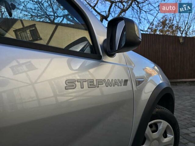 Сірий Дачія Sandero StepWay, об'ємом двигуна 1.6 л та пробігом 147 тис. км за 6800 $, фото 32 на Automoto.ua