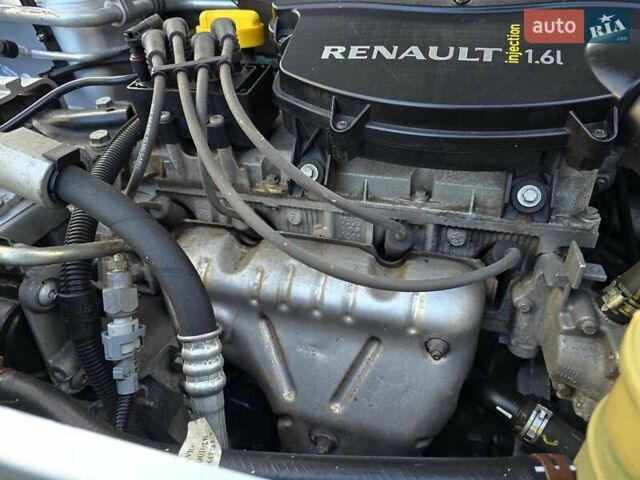 Сірий Дачія Sandero StepWay, об'ємом двигуна 1.6 л та пробігом 147 тис. км за 6800 $, фото 122 на Automoto.ua